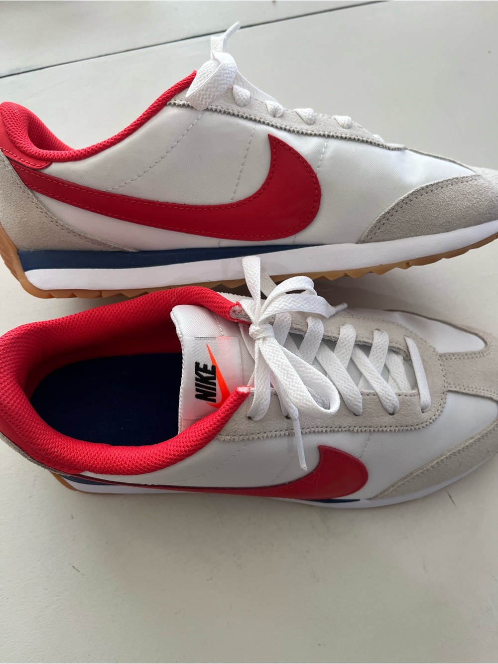 Nike White Sneakers with Red Accents - Picture 3 of 9